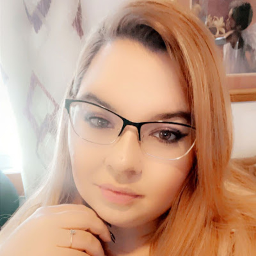 Meet your Posher, Katie